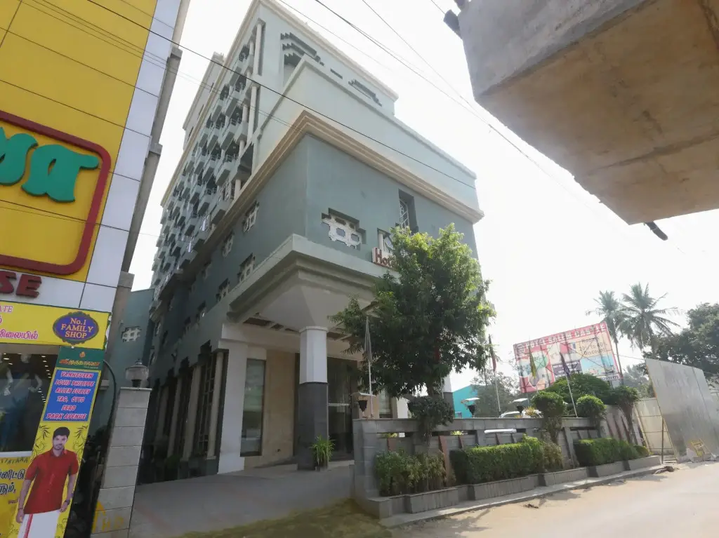 Салем: Capital O 8169 Hotel Salem Castle