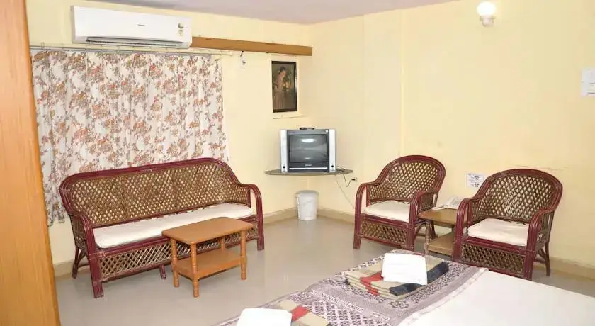 Hotel Madhuram — фото 1