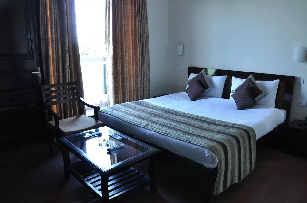 Нью-Дели: Golden Palm Suites