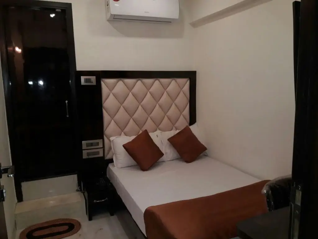 Мумбаи: Hotel Karishma