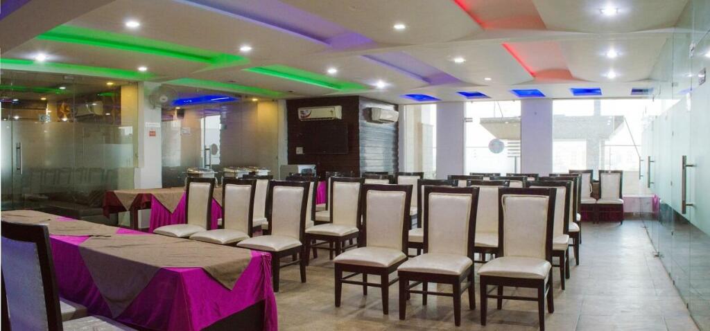 Крепость Ramnagar: Hotel Anand Castle