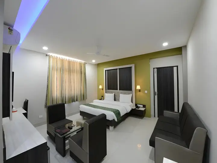 Биканер: Hotel Heeralal