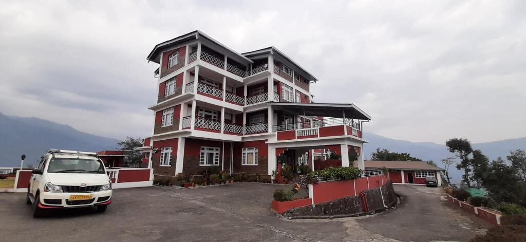 Summit Tashi Ghang Resort — фото 1