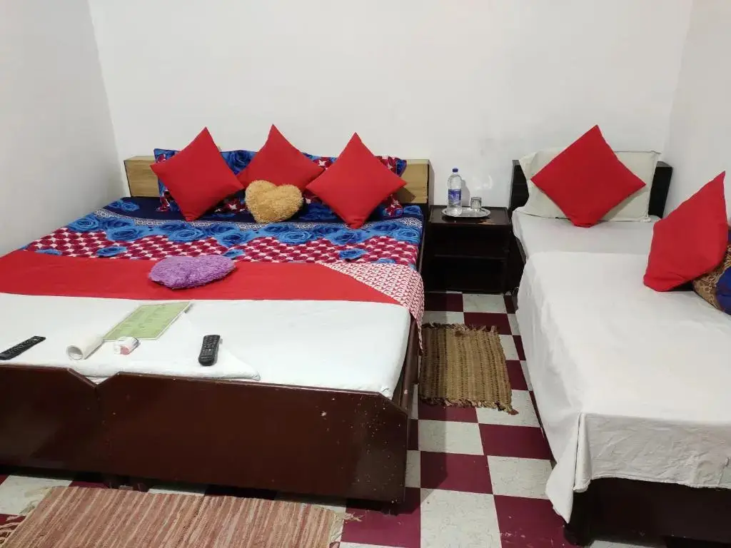 Агра: Agra Paying Guest House
