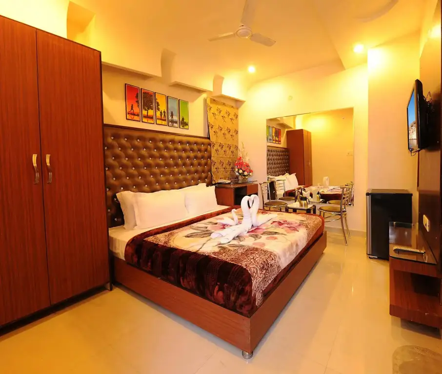 Амритсар: Hotel Pearl Inn & Suites