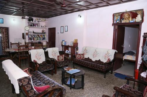 Мухамма: GK`s Riverview Homestay