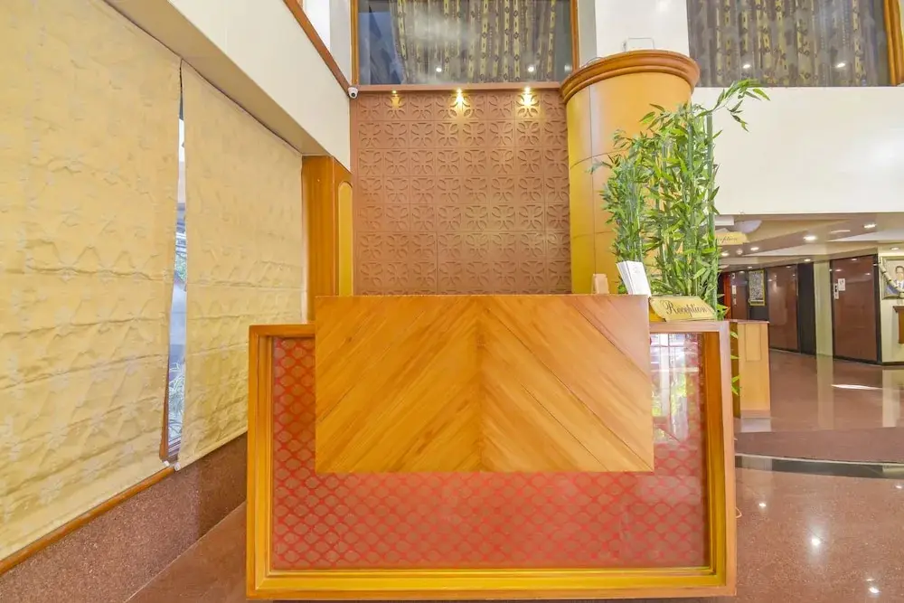Пуна: The President Hotel