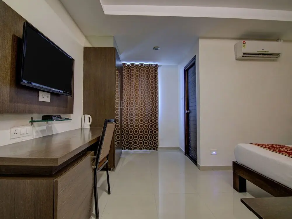 Хидерабад: OYO 15108 Hotel Galaxy Inn
