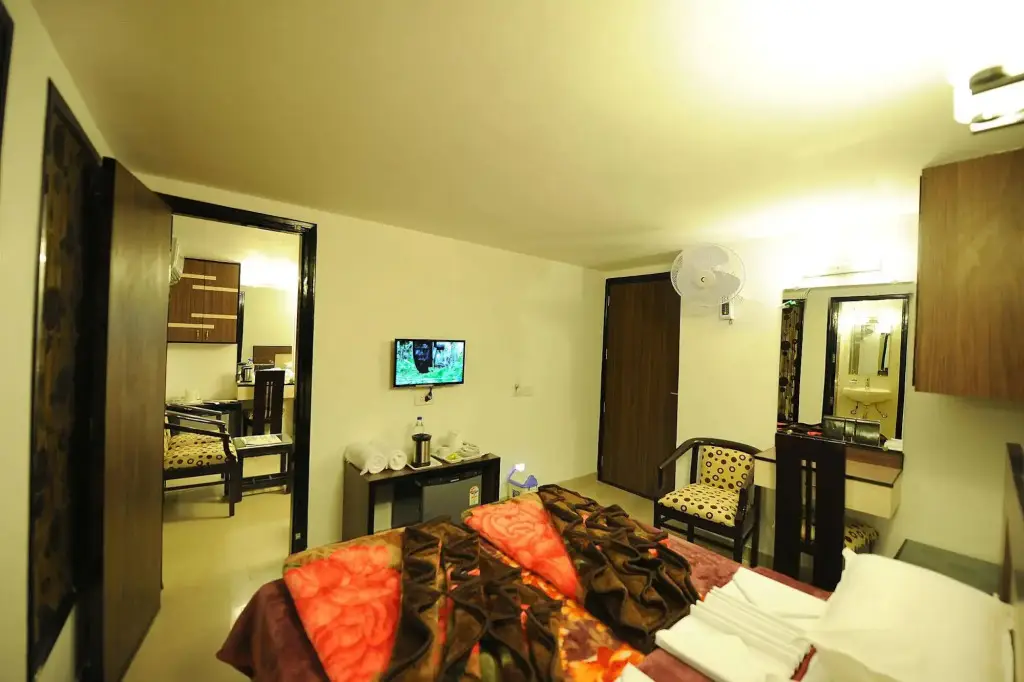 Амритсар: Hotel HKJ Residency