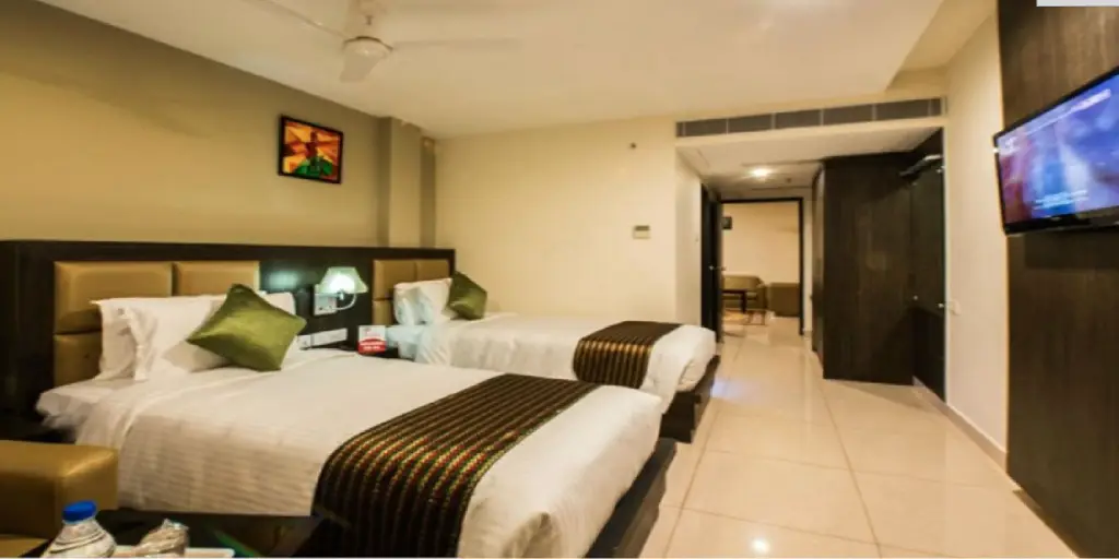 Plaza Hotels Trichy — фото 1