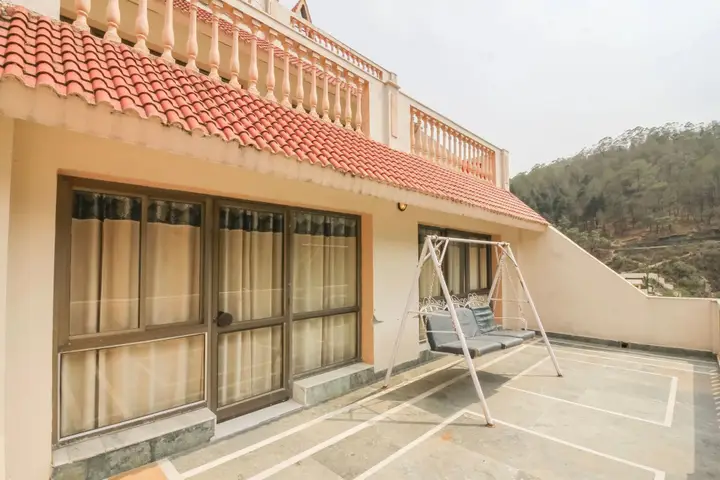 Наинитал: Dynasty Resort