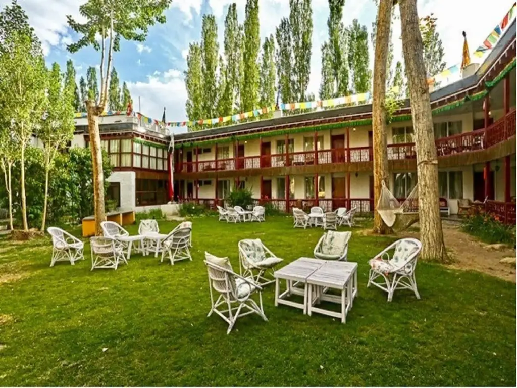 Лех: Hotel Shambhala