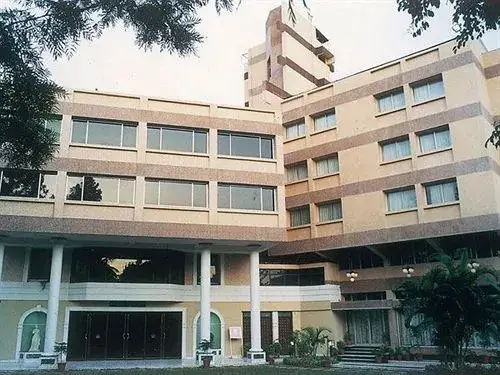 Hotel Crown Palace — фото 1