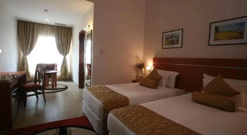 Хидерабад: Leonia Holistic Destination