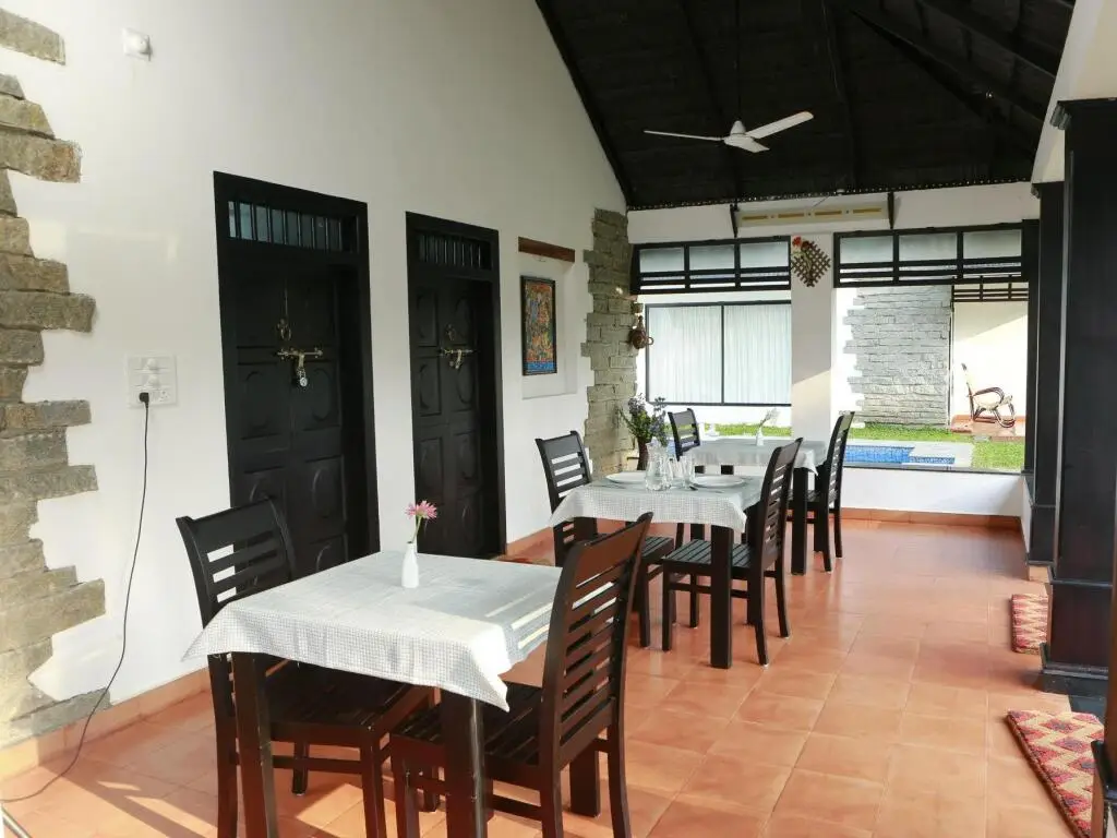 Mayas Beach House - Boutique Serviced Villa — фото 1