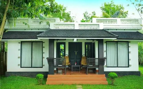 Mayas Beach House - Boutique Serviced Villa — фото 1