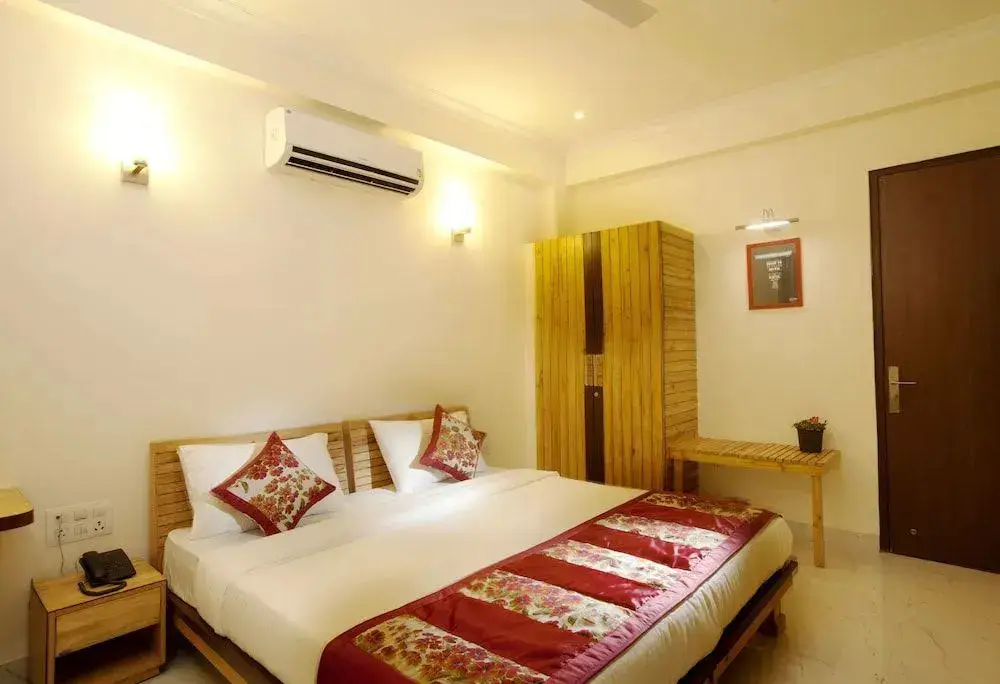 Гуруграм: Capital O 325 Hotel Silver Star