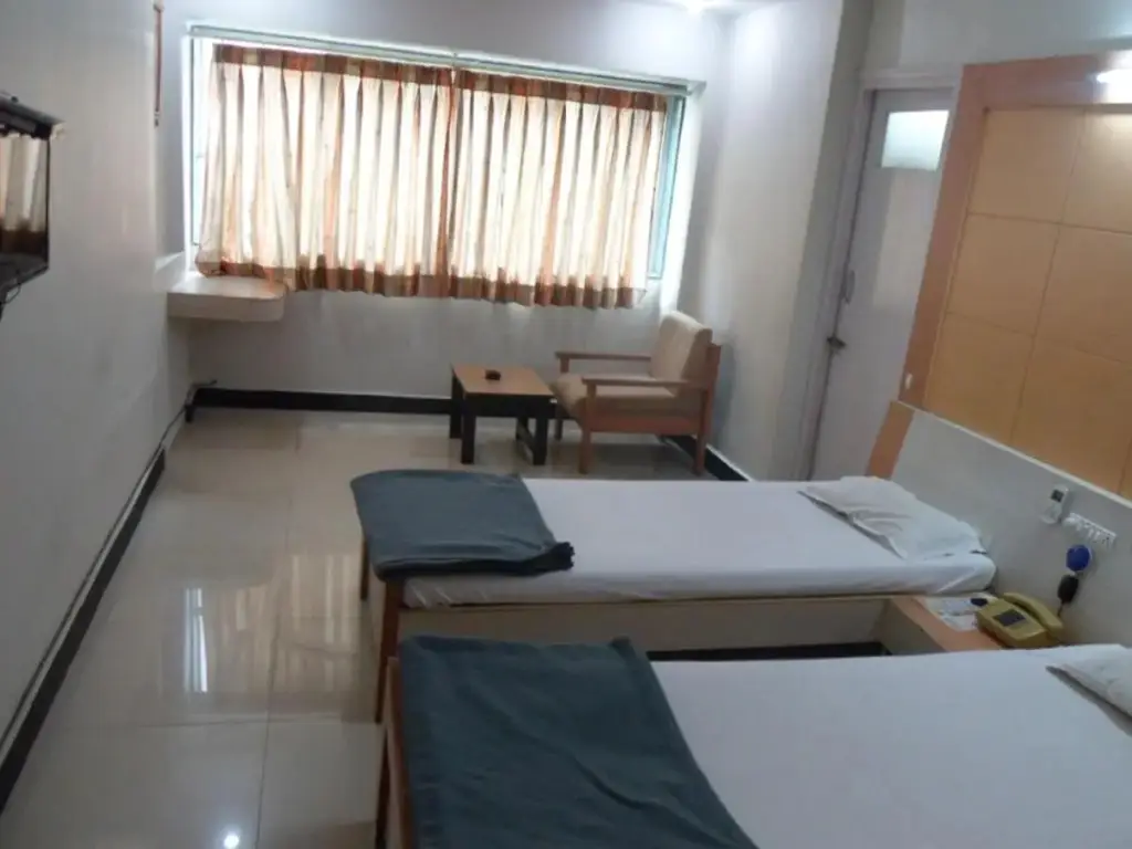 Нашик: Hotel Vaishali