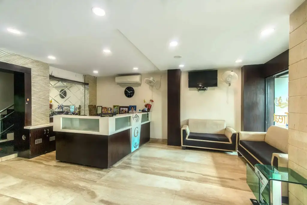 Индаур: Hotel Golden Treat
