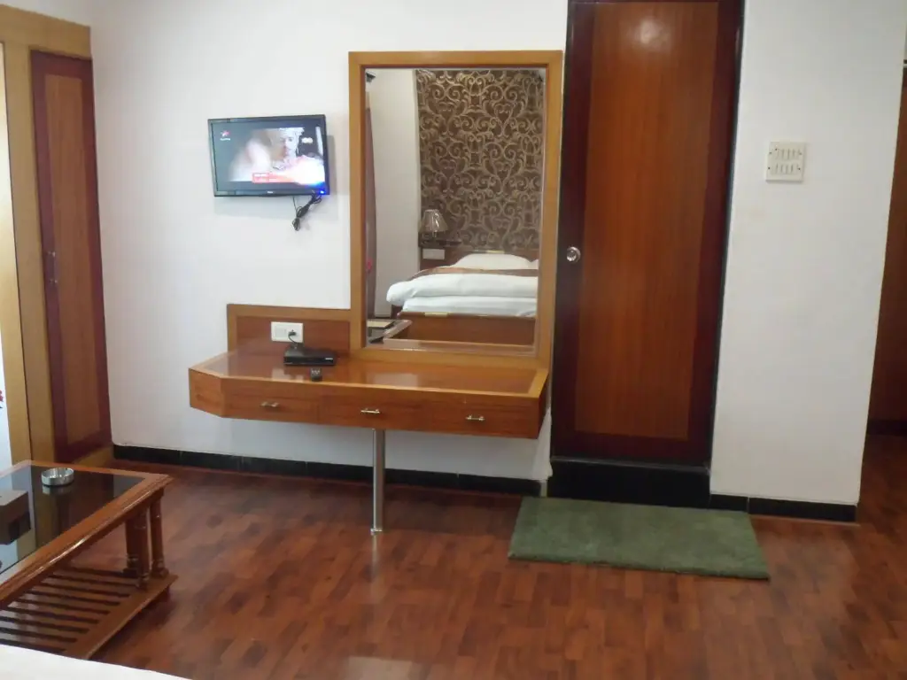 Нашик: Fabhotel Silver Inn Ii