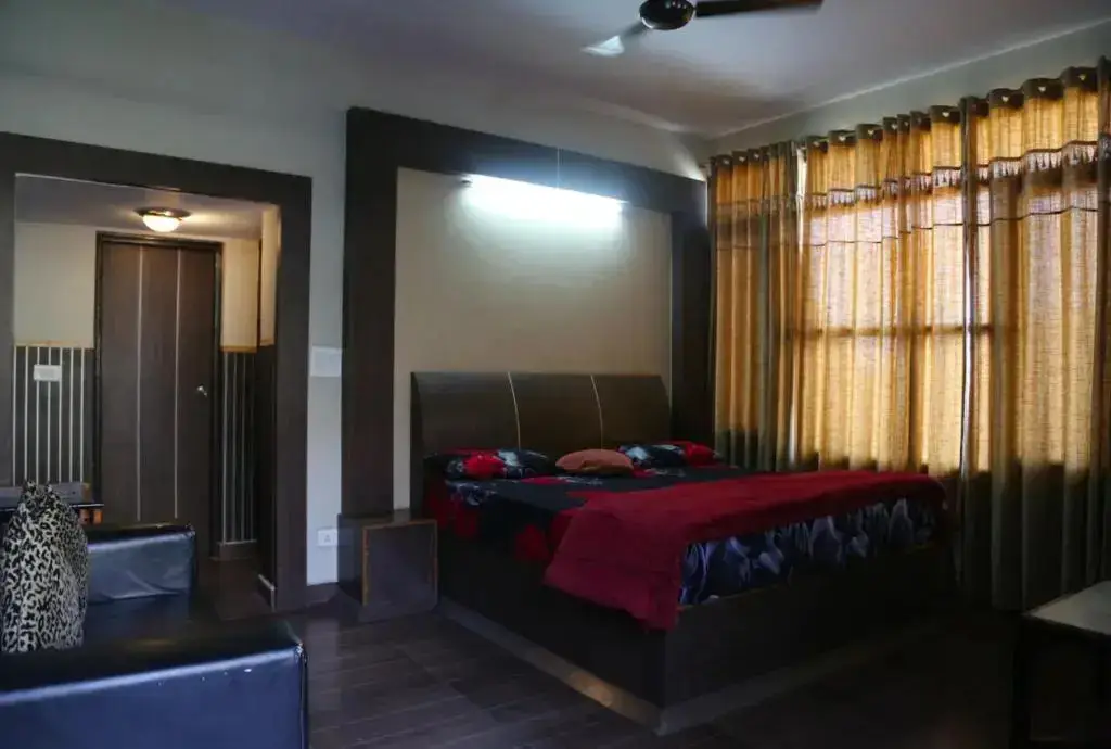 Казаули: Kasauli Residency