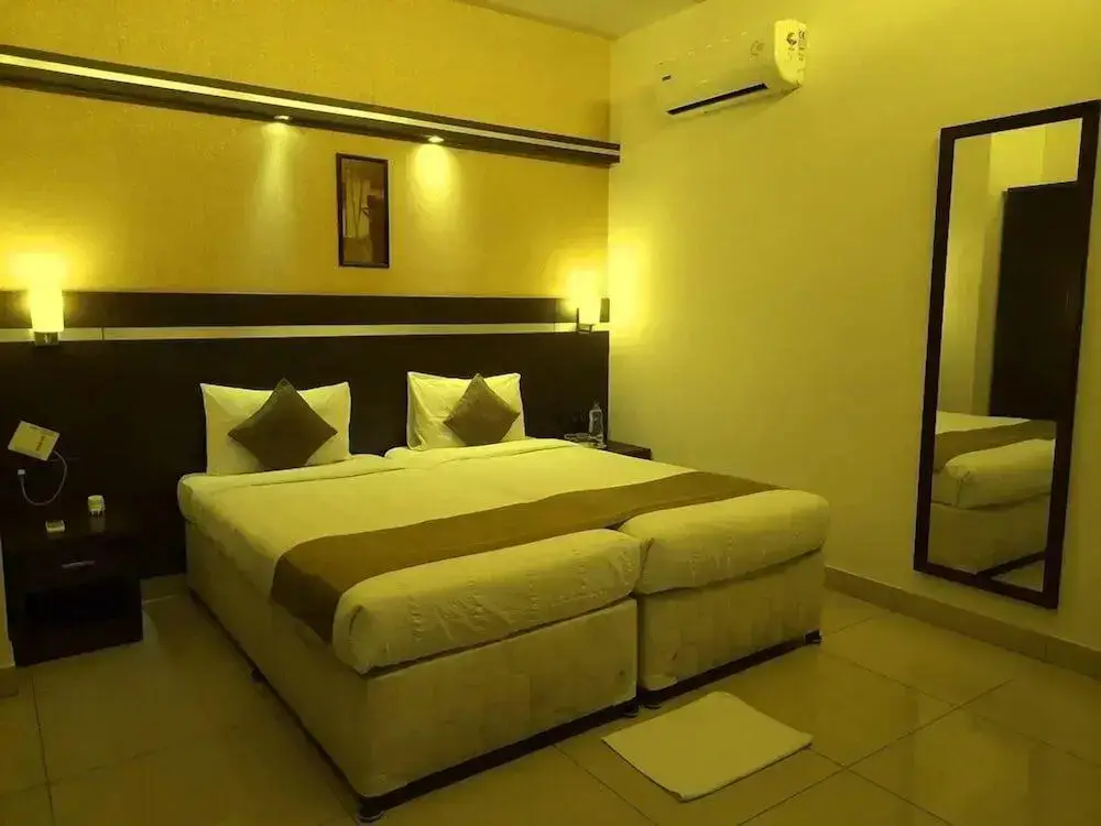 Бангалор: Nagarjuna Suites