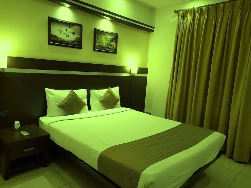 Бангалор: Nagarjuna Suites