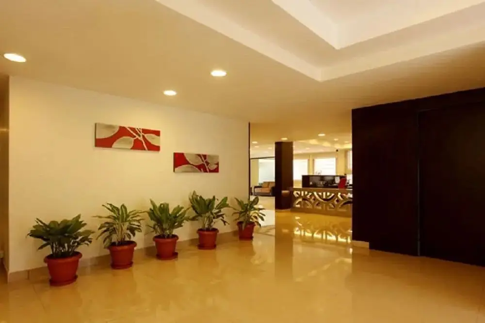 Бангалор: Nagarjuna Suites