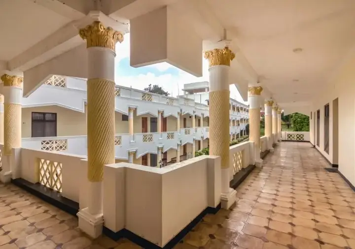 Ваниямбади: Hotel Landmark
