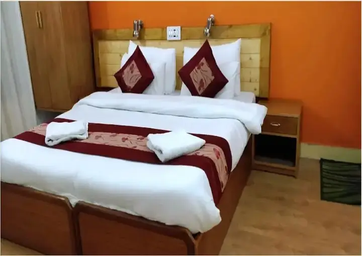 Лех: TIH Royal Heritage Resort
