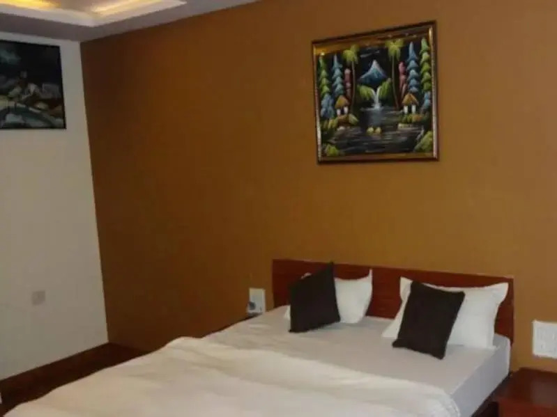 Индаур: Hotel Mangal Regency