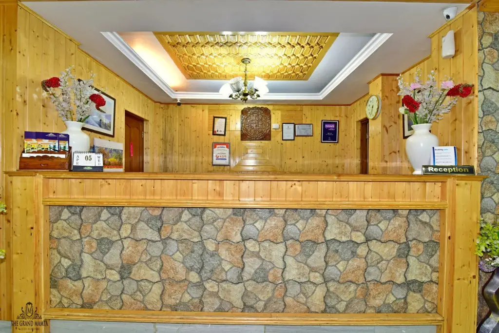 Шринагар: Hotel The Grand Mamta