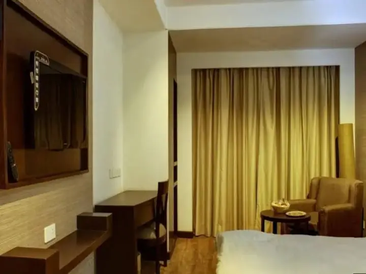 Нью-Дели: Aavaa Surya Continental Hotel