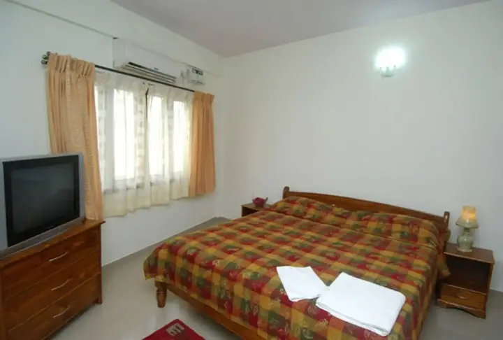 Бангалор: OYO 6110 Thalassa Suites