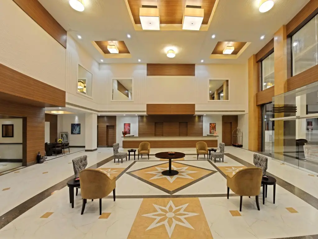 Мадурай: Poppys Hotel Madurai