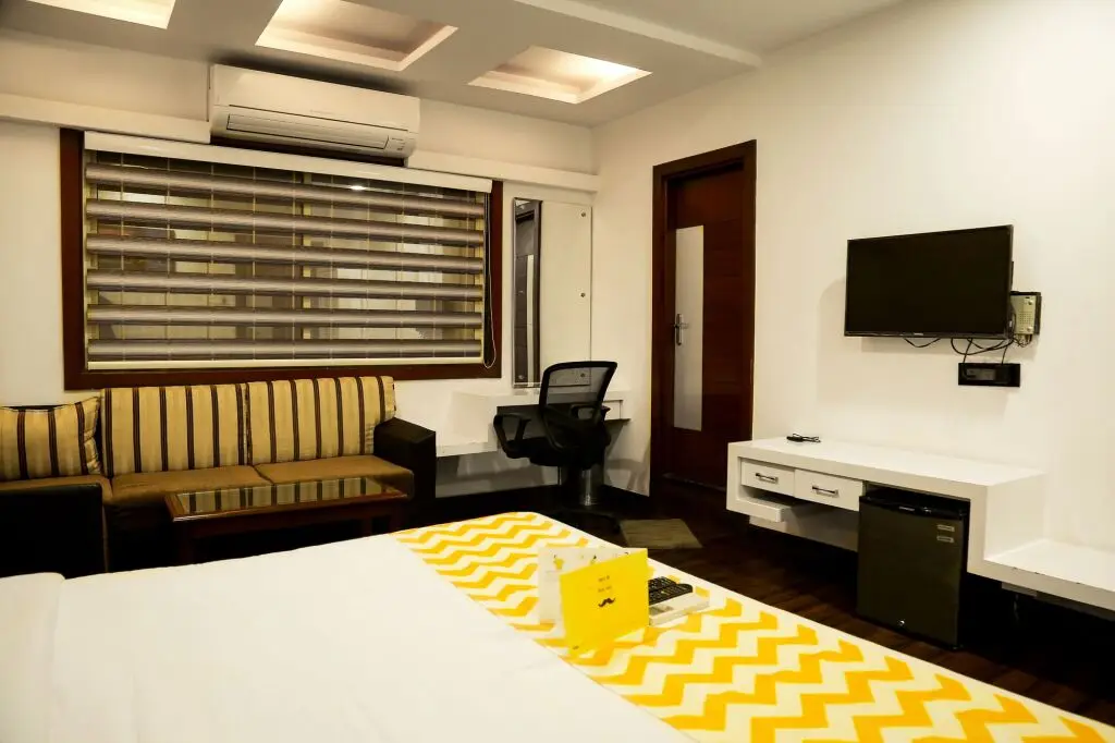 Индаур: Hotel Kings Park