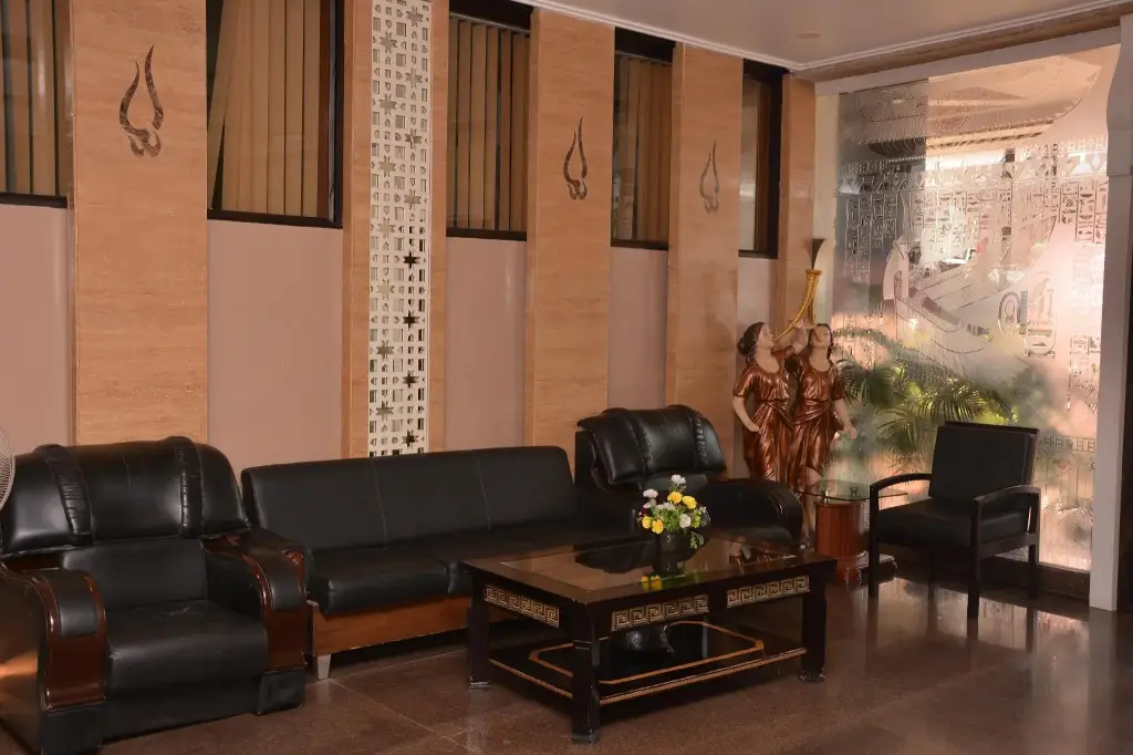 Райпур: Hotel Simran