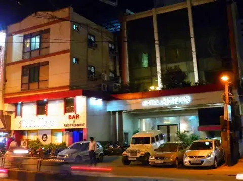 Hotel Simran — фото 1