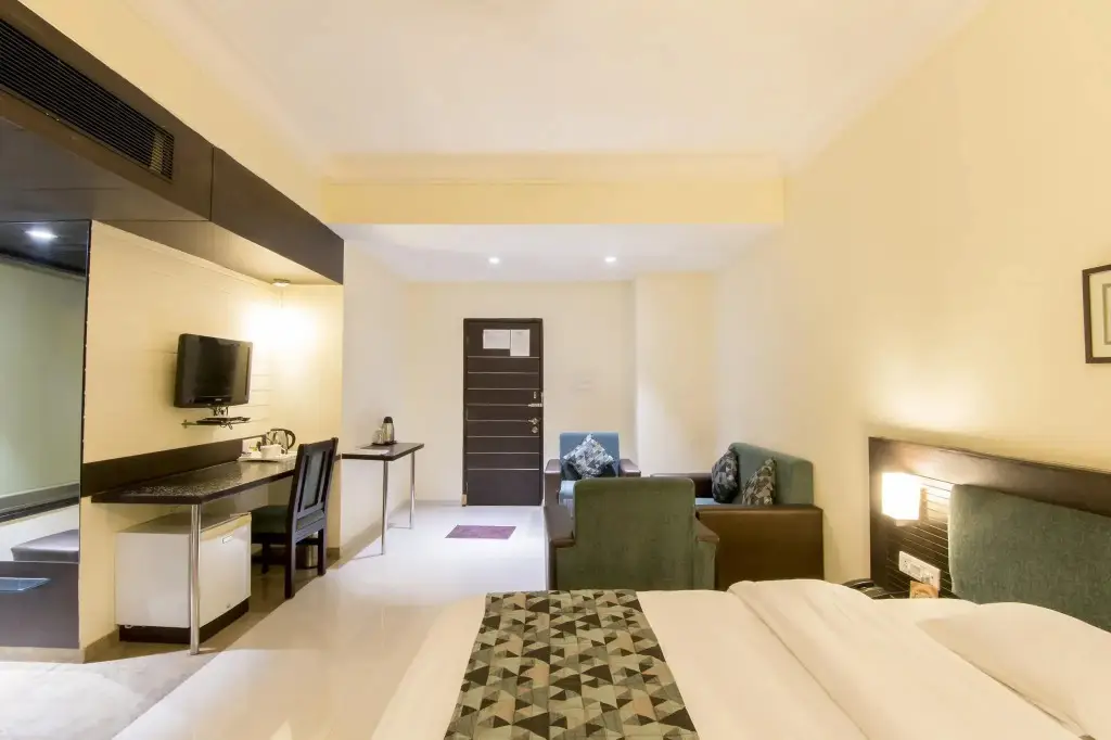 Ахмедабад: Hotel The Westend