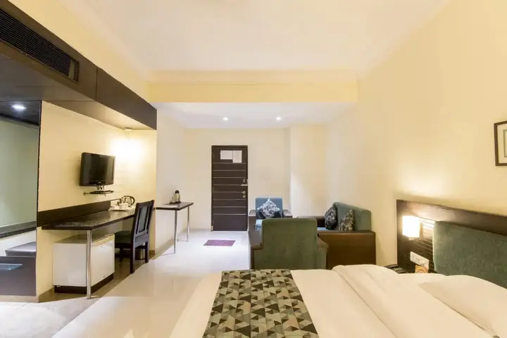 Ахмедабад: Hotel The Westend