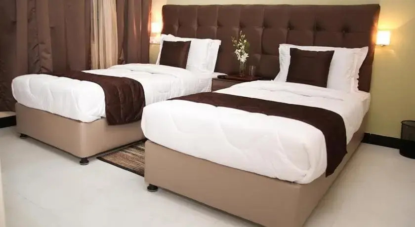Ченнаи: Moores Nest