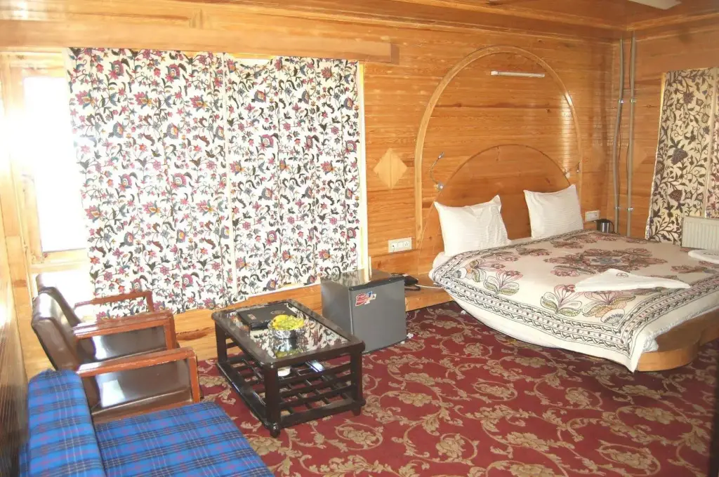 Пахалгам: Hotel Paradise Inn