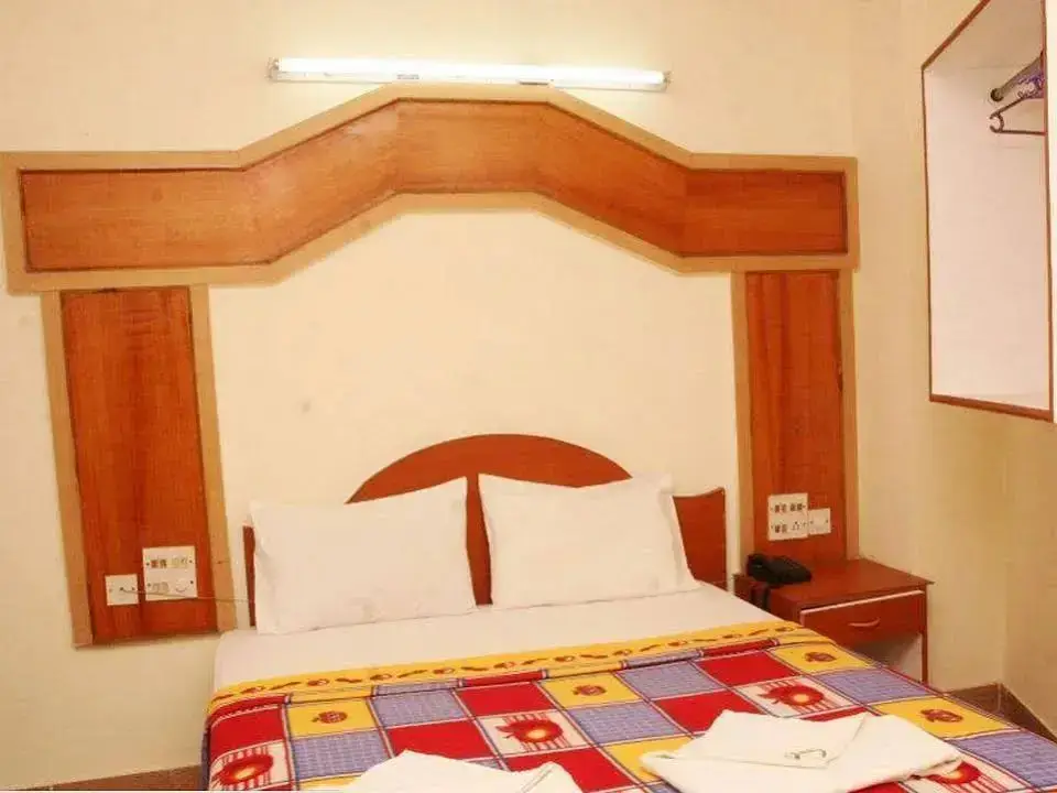 Бангалор: Hotel Sharq Residency