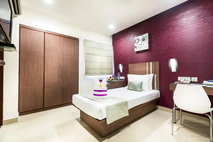 Ченнаи: The Lotus Apartment Hotel, Venkatraman Street