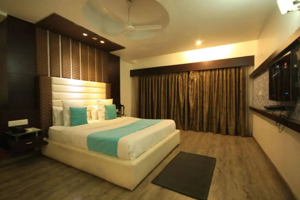 Ахмедабад: Hotel Kadamb Inn
