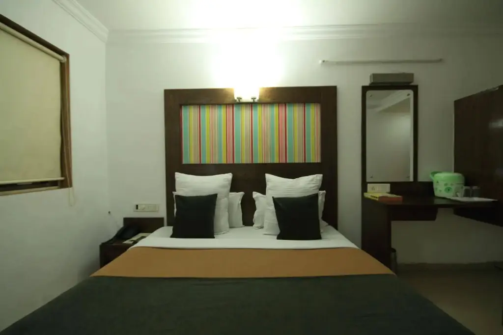 Ахмедабад: Hotel Kadamb Inn