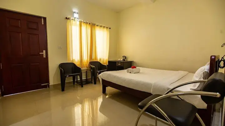 Кумили: Woodside Residency Thekkady