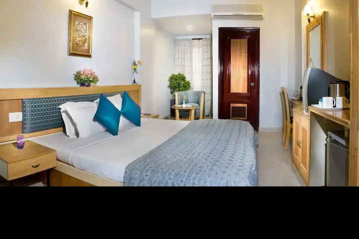 Бангалор: Hotel VT Paradise