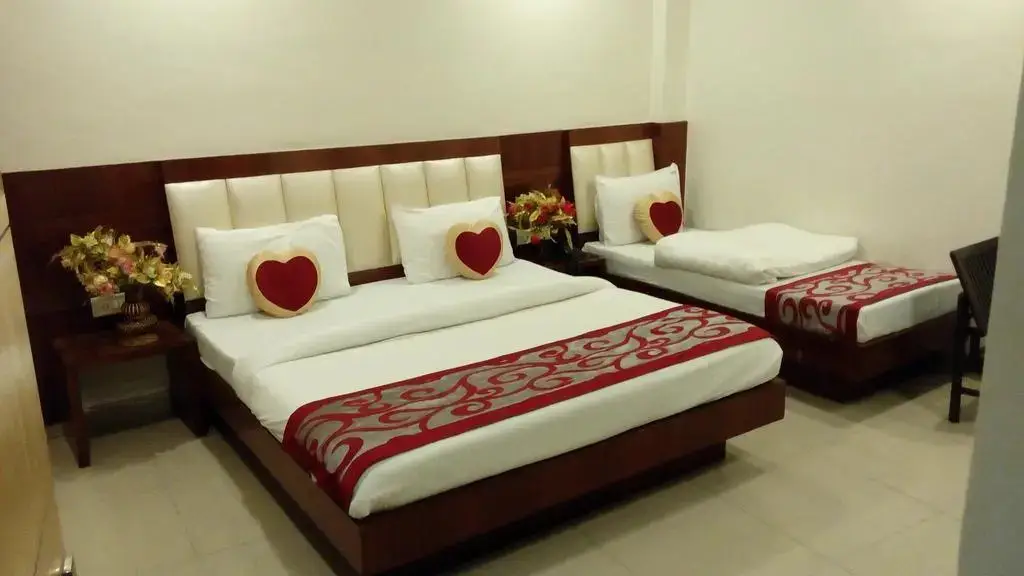 Нью-Дели: Hotel Golden Gate