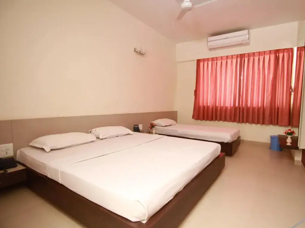 Ширди: Hotel Sai Dwarka Palace